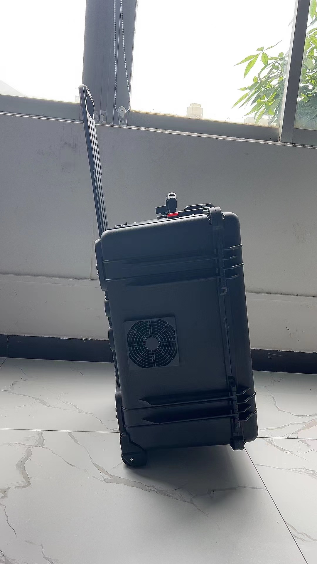 二七手拉箱型移动通信干扰器